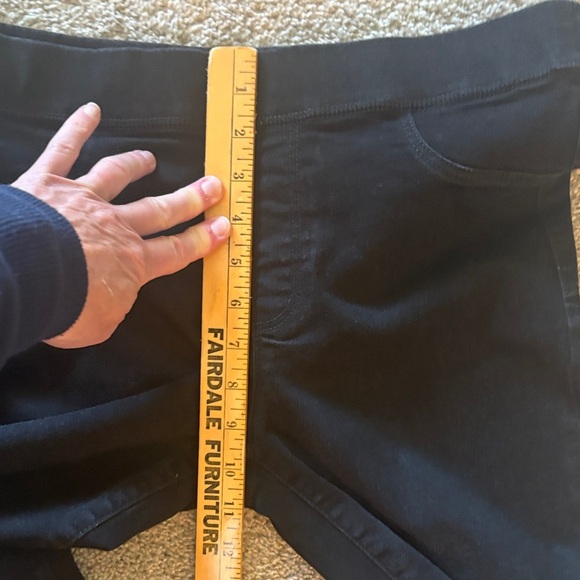 LOFT Black Skinny Jean Leggings EUC Black - Picture 5 of 7